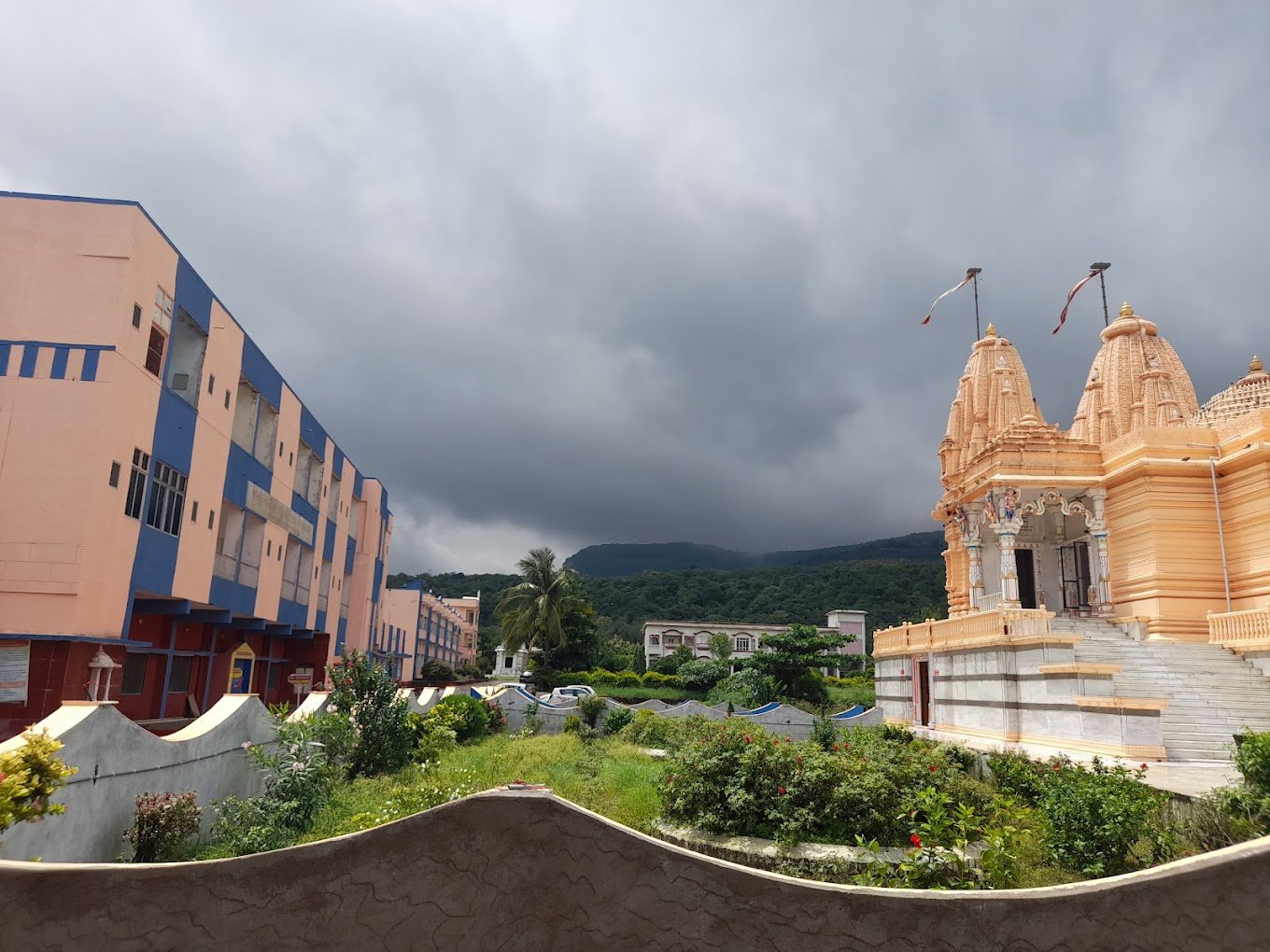 pavagadh -  shwetambar jain mandir